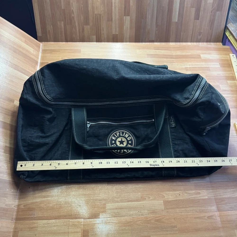 Kipling duffel bag